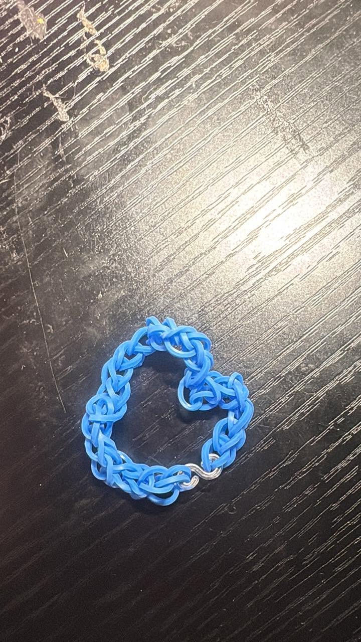 Little blue bracelet